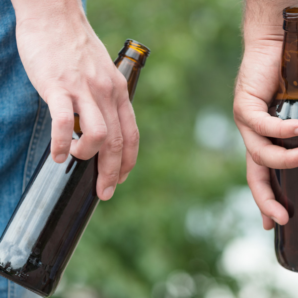 Consumo de alcohol y drogas en adolescentes